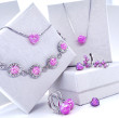 Stříbrné šperky s růžovým opálem 