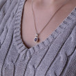 Luxusní náhrdelník s rudým granátem 12081.3 garnet