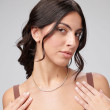 Stylový náhrdelník se zirkony Brosway Desideri BEIN023