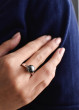 Moderní dámský prsten s perlou Swarovski 35022.3 šedá