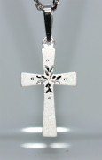 Stříbrný křížek na krk SZK006