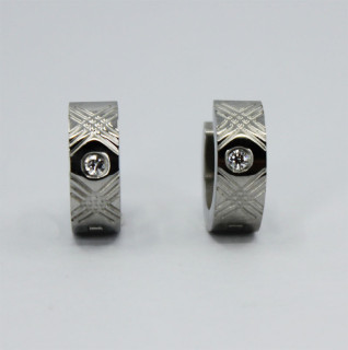 Náušnice z chirurgické oceli kroužky Inori INER95A