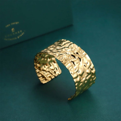 Bangle zlatý z chirurgické oceli MBSG18GD