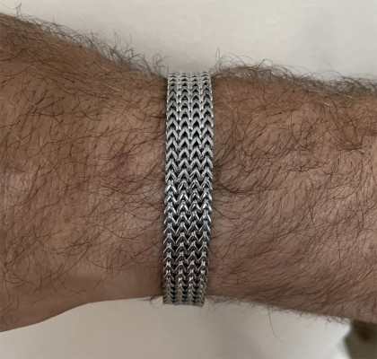 Náramek na ruku z chirurgické oceli WJHB582