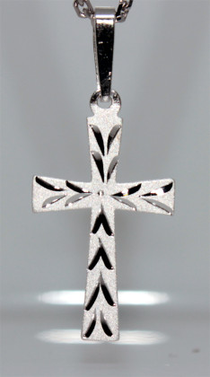 Stříbrný křížek na krk SZK002