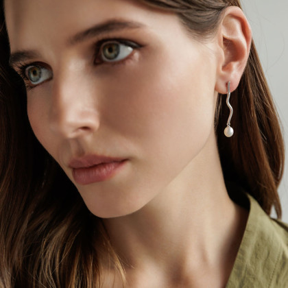 Dámské stříbrné náušnice SK26104EW