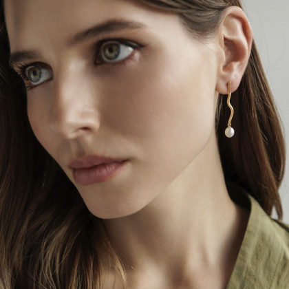 Stříbrné visací pozlacené náušnice perly SK26106GYE