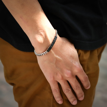 Náramek na ruku z chirurgické oceli BSS1009