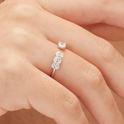 Stříbrný prstýnek s kamínky Brosway Fancy Infinite White FIW18