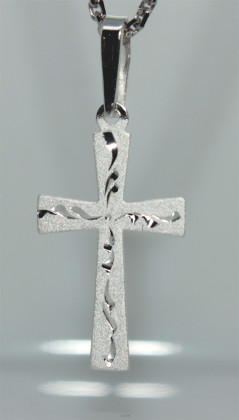 Stříbrný křížek na krk SZK008