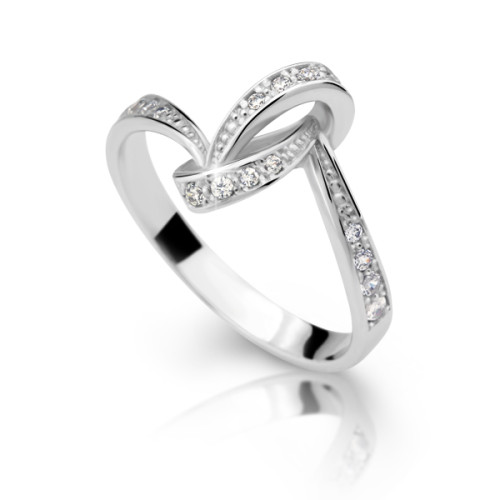 Stříbrný prstýnek se zirkony 2324