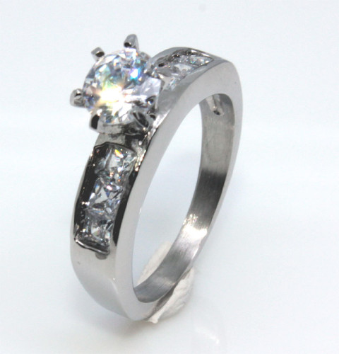 Ocelový zásnubní prstýnek 168