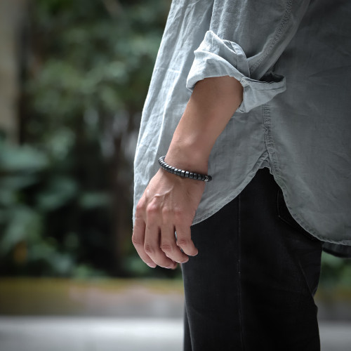 Moderní hematitový náramek pro muže MBSS60