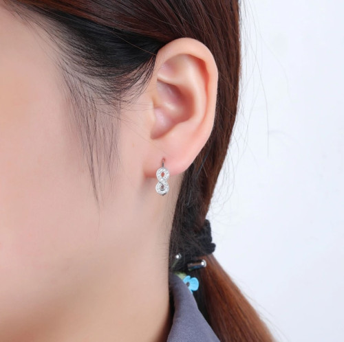 Dámské stříbrné náušnice se zirkony nekonečno 30956005