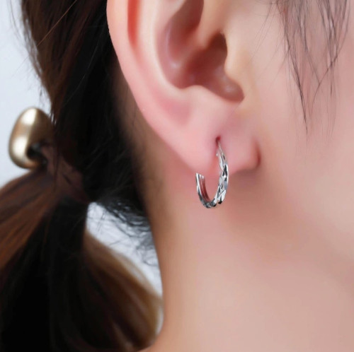 Dámské stříbrné náušnice kroužky 30464609