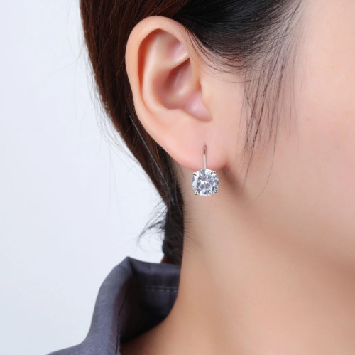 Elegantní stříbrné náušnice se zirkony 308274003