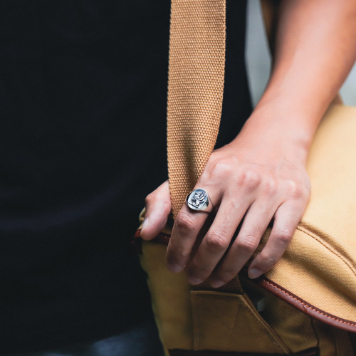 Pánský pečetní prsten z chirurgické oceli RSS1033ST