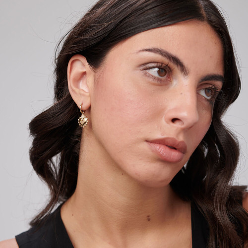 Ocelové náušnice pro štěstí srdíčka Brosway Chakra BHKE197