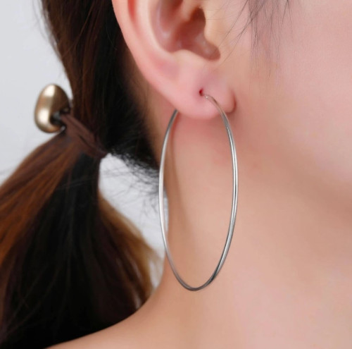 Stříbrné kruhové náušnice 305760002