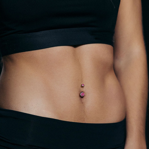 Piercing v pupíku 044
