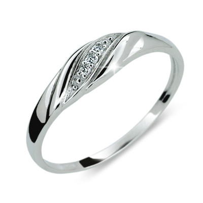 Stříbrný prsten se zirkony 2084